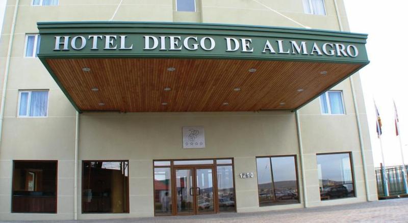 迭戈阿尔马格罗蓬塔阿雷纳斯酒店 外观 照片